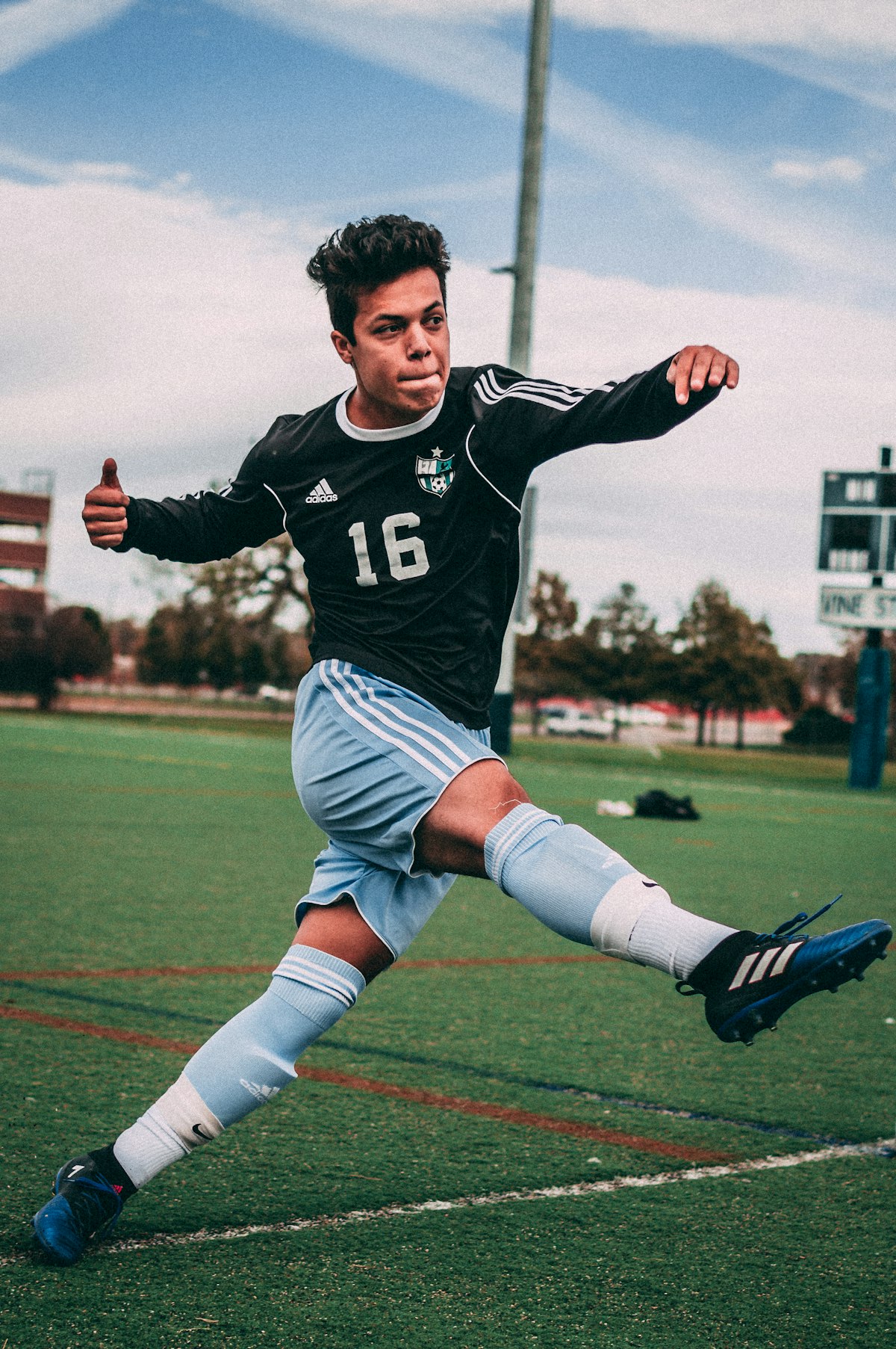 Sports Teams & Clubs apparel